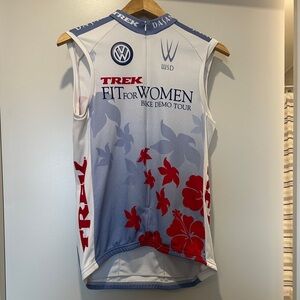 Trek Women's Sleeveless Cycling Jersey - Blue and Red Floral